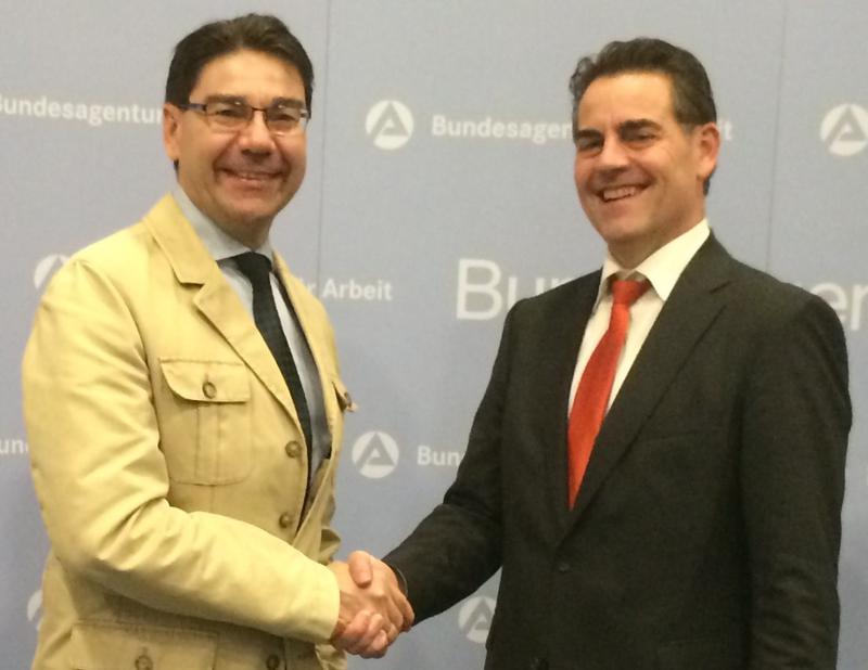Die Interessen der St&auml;dte im Verwaltungsrat der Bundesagentur vertritt auf Bundesebene der Sozialdezernent des Deutschen St&auml;dtetages, Beigeordneter Stefan Hahn. Oberb&uuml;rgermeister Hirsch sprach mit ihm &uuml;ber aktuelle Programme der Arbeitsvermittlung.