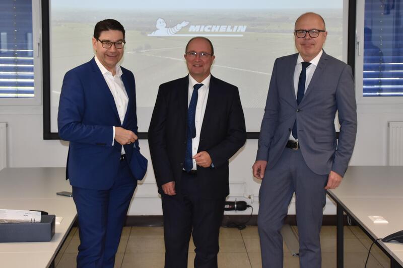 Trafen sich jetzt in der S&uuml;dpfalzmetropole zum Austausch: Landaus Oberb&uuml;rgermeister Thomas Hirsch, Haguenaus Maire Claude Sturni und der k&uuml;nftige Landauer OB Dr. Dominik Gei&szlig;ler (v.l.n.r.). 