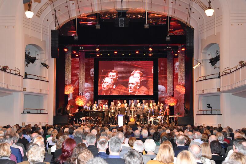Die Stadt Landau l&auml;dt in diesem Jahr wieder zum Neujahrsempfang in die Jugendstil-Festhalle. 
