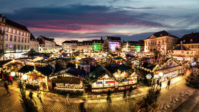 Bild vergr&ouml;&szlig;ern: Verkaufsoffener Sonntag in Landau zum 1. Advent