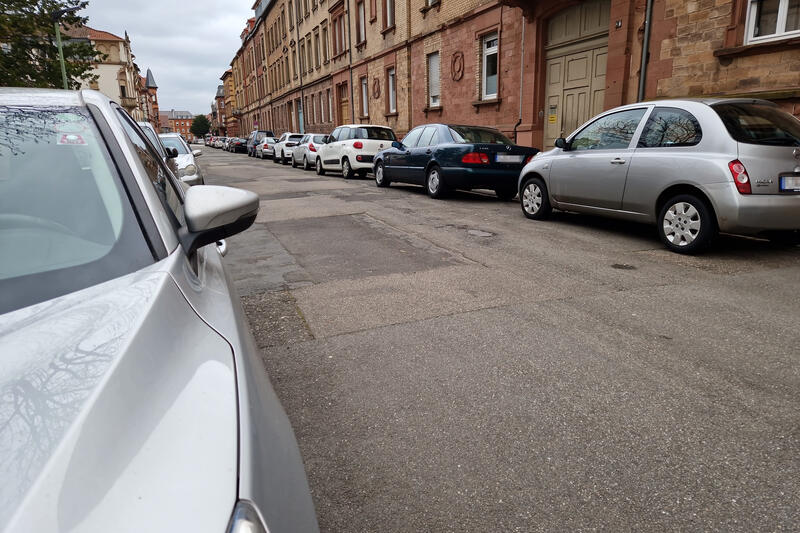 Die Landauer Glacis- und auch die Moltkestra&szlig;e werden in diesem Jahr erneuert und umgestaltet. 