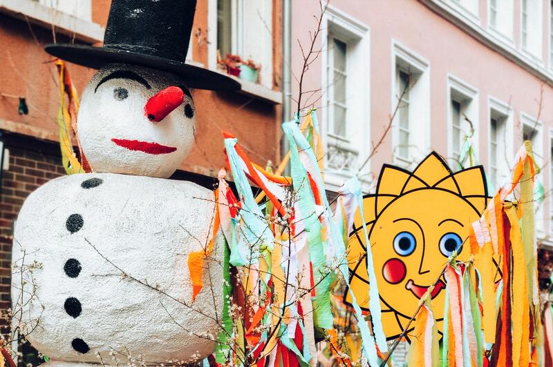 Mitte M&auml;rz wird in Landau und den Stadtd&ouml;rfern L&auml;tare gefeiert.
