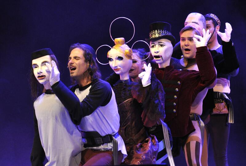 Das Rockmusical &raquo;Rock me, Hamlet&laquo; am 7. Mai 2025 in der Landauer Jugendstil-Festhalle kann im Wahlabo gebucht werden.