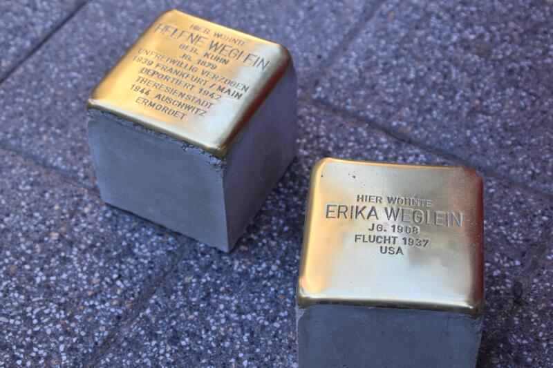 Bei der j&uuml;ngsten Verlegung von Stolpersteinen in Landau wurden 18 neue &raquo;Mahnmale von unten&laquo; in den Boden eingelassen. 
