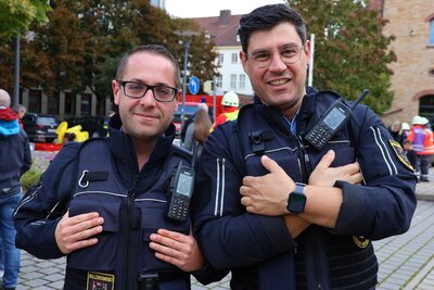 Bild vergr&ouml;&szlig;ern: Die Mitarbeitenden des Ordnungsamts der Stadt Landau sind jetzt mit BOS-Funk ausgestattet. (