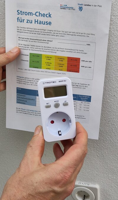 Bild vergr&ouml;&szlig;ern: Energie sparen und Kosten senken in Landau: Die Verbraucherzentrale Rheinland-Pfalz und die st&auml;dtische Klimastabsstelle informieren im Landauer Rathaus.