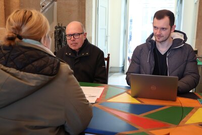 Bild vergr&ouml;&szlig;ern: Am Montag, 23. M&auml;rz, empf&auml;ngt Oberb&uuml;rgermeister Dominik Gei&szlig;ler interessierte B&uuml;rgerinnen und B&uuml;rger zur Sprechstunde.