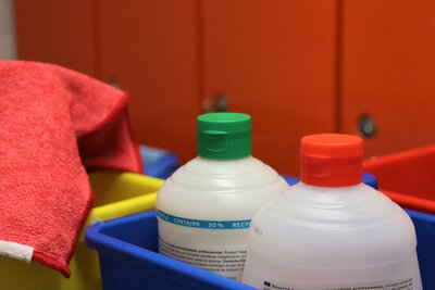 Bild vergr&ouml;&szlig;ern: Die Sauberkeit an Landaus Schulen soll sich verbessern.