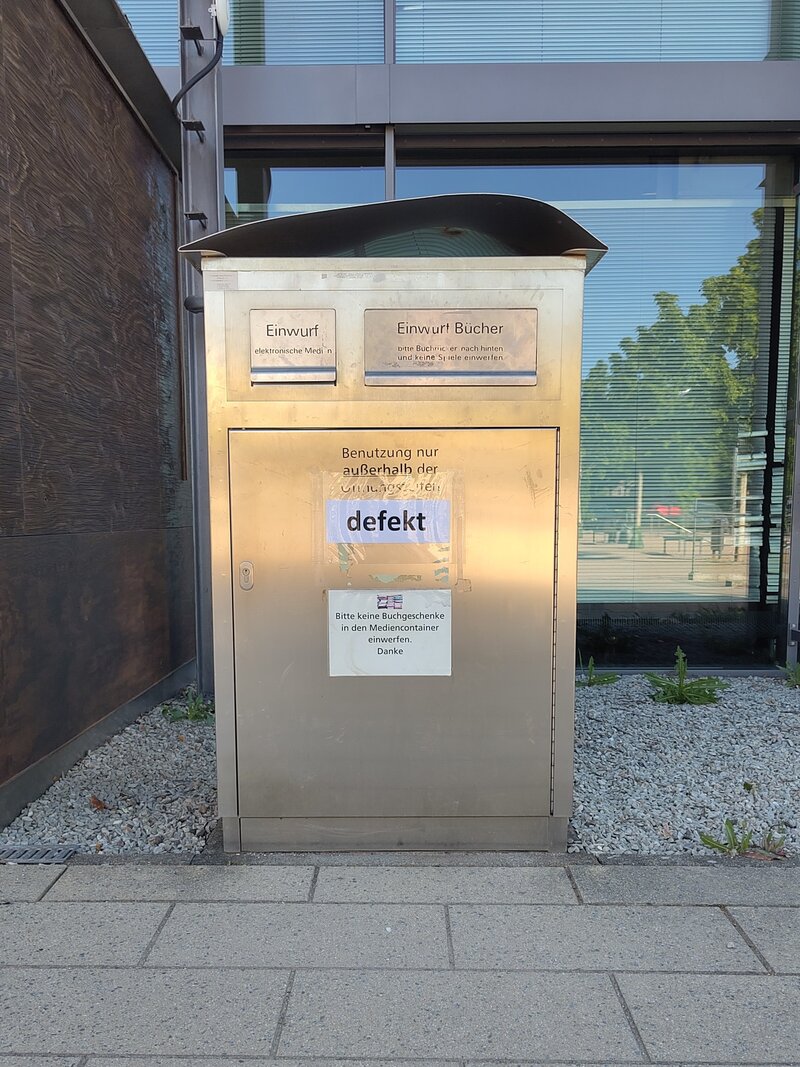 Der R&uuml;ckgabecontainer der Stadtbibliothek Landau kann derzeit nicht genutzt werden. 