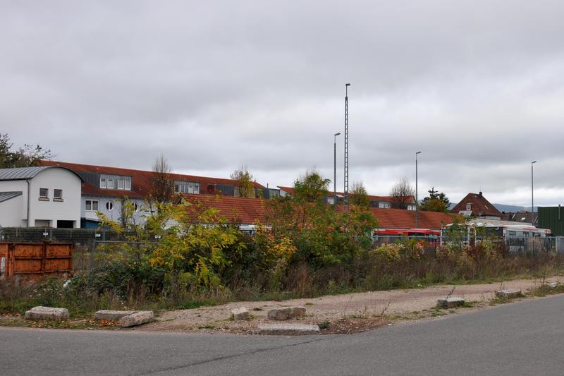 Die fr&uuml;here S&uuml;dwestbus-Fl&auml;che an der Paul-von-Denis-Stra&szlig;e. Der Stadtrat hat in seiner j&uuml;ngsten Sitzung dem Ankauf der Fl&auml;che zugestimmt, um diese st&auml;dtebaulich neu zu ordnen und einer neuen Nutzung zuzuf&uuml;hren. 