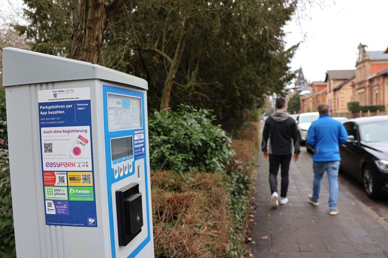 Mit Hilfe der RPTU und des Instituts f&uuml;r Mobilit&auml;t und Verkehr f&uuml;hrt die Stadt Landau aktuell eine Umfrage zur Parkplatzsuche in der Innenstadt durch.