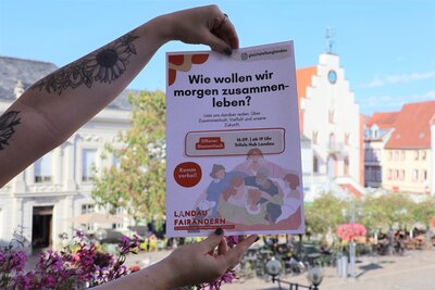 Bild vergr&ouml;&szlig;ern: Die Gleichstellungsstelle der Stadt Landau l&auml;dt zum offenen Stammtisch &raquo;Landau Fair&auml;ndern: Gleichstellung | Demokratie | Austausch&laquo; ein.