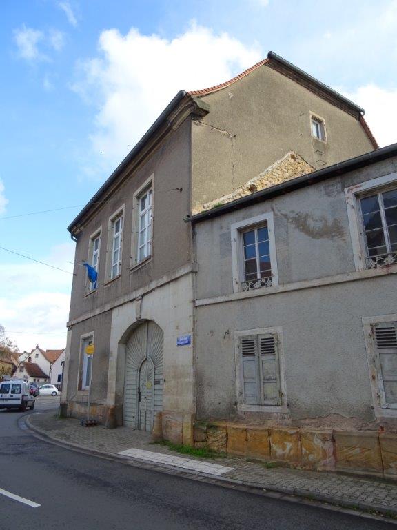 Sonderpreis im landesweiten Wettbewerb &raquo;Mehr MITTE bitte&laquo;: F&uuml;r den denkmalgesch&uuml;tzten Finklerhof im Landauer Stadtdorf Godramstein soll ein Ideenwettbewerb durchgef&uuml;hrt werden, um verschiedene M&ouml;glichkeiten zur Realisierung eines gemeinschaftlichen Wohnpr