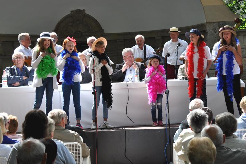 Seit vielen Jahren ein Highlight der Musikalischen Goetheparkplaudereien in Landau: Das Thema &raquo;Unsterbliche Mundart&laquo; mit Moderator Wilhelm Hauth. 