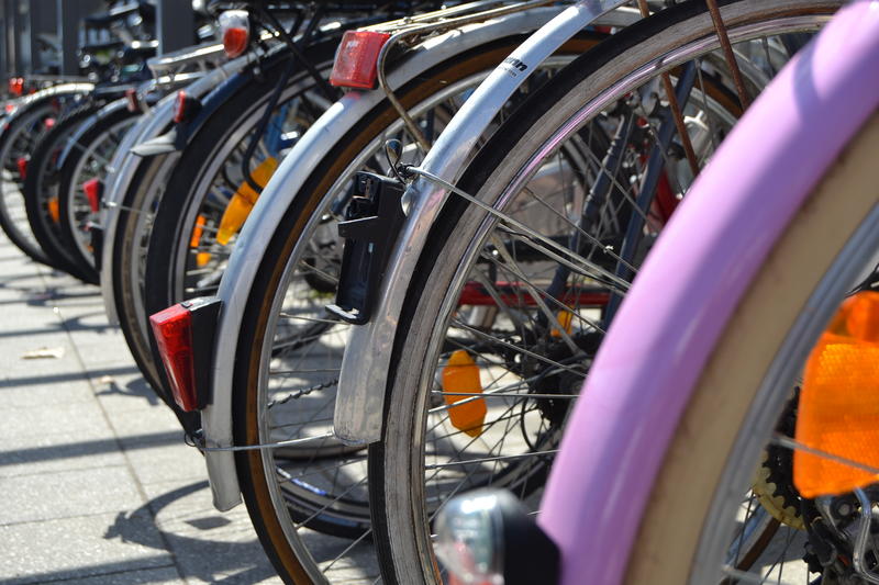 Wie fahrradfreundlich sind die Kommunen in Deutschland? Der ADFC-Fahrradklimatest 2018 will genau das herausfinden. 