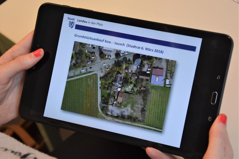 Neuer Wohnraum im Landauer S&uuml;dwesten: Wo fr&uuml;her im &raquo;Colosseum&laquo; gefeiert wurde, entsteht derzeit ein Mehrfamilienhaus mit 25 neuen Wohnungen.
