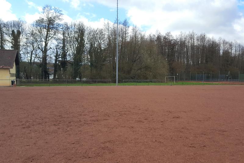 Im Zuge des landesweiten Modellprojekts &raquo;Kommune der Zukunft&laquo; soll in Godramstein der Bereich am Sportplatz zwischen Feuerwehr und Tennnisplatz zu einem B&uuml;rgertreff f&uuml;r Jung und Alt entwickelt werden. Dazu findet am Donnerstag, 11. April, ein Planungswork
