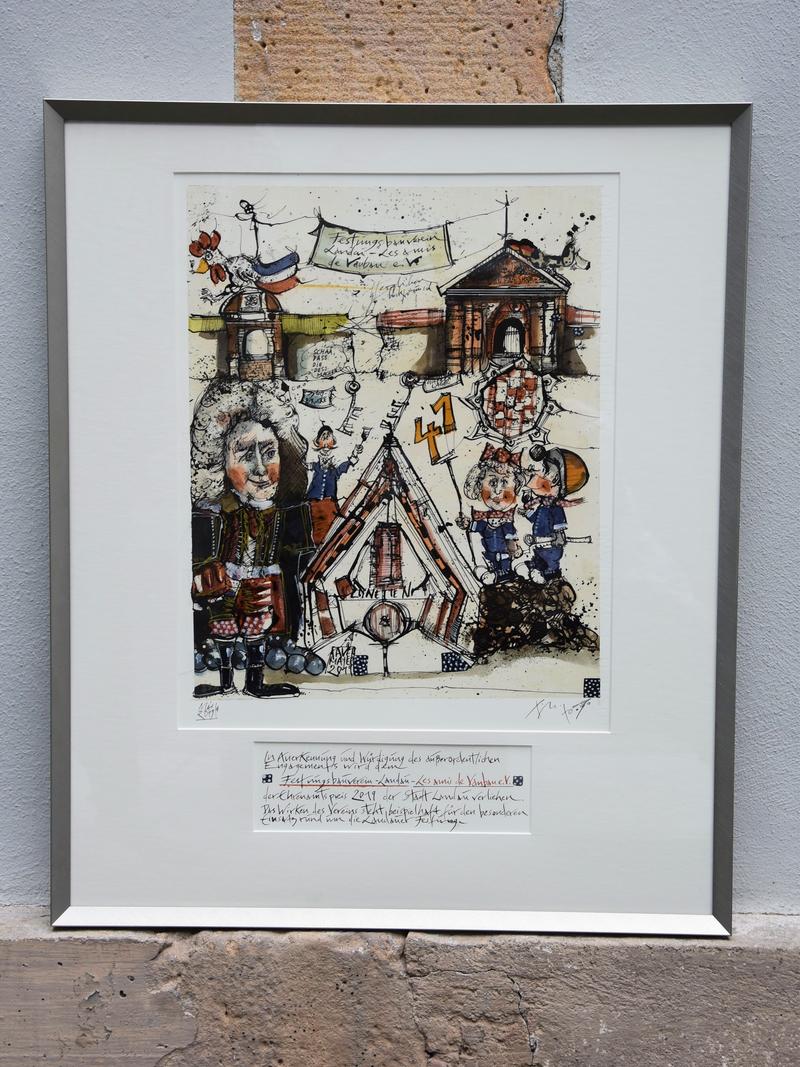Ein sch&ouml;ner Preis: Der Landauer K&uuml;nstler Xaver Mayer fertigt jedes Jahr individuelle Grafiken f&uuml;r die Preistr&auml;ger des Ehrenamtspreises an. 