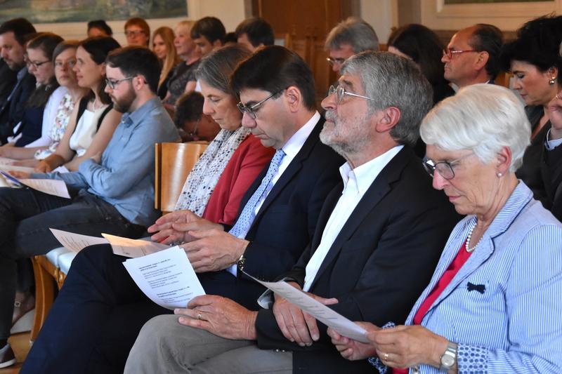 F&uuml;r die besten wissenschaftlichen Arbeiten: Auch im vergangenen Jahr fand die Verleihung der Universit&auml;tspreise im Empfangssaal des Rathauses statt. 