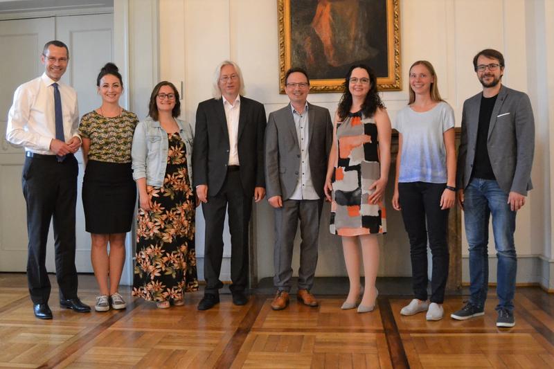 Im Beisein von B&uuml;rgermeister und Kulturdezernent Dr. Maximilian Ingenthron (l.) wurde im Landauer Rathaus jetzt die Landauer Gesellschaft f&uuml;r Musikkultur und Musikp&auml;dagogik gegr&uuml;ndet. 