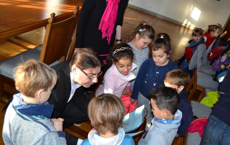 Oberb&uuml;rgermeister und Jugenddezernent Thomas Hirsch empfing die Vorschulkinder der kommunalen Kindertagesst&auml;tte Wilde 13 im historischen Empfangssaal.