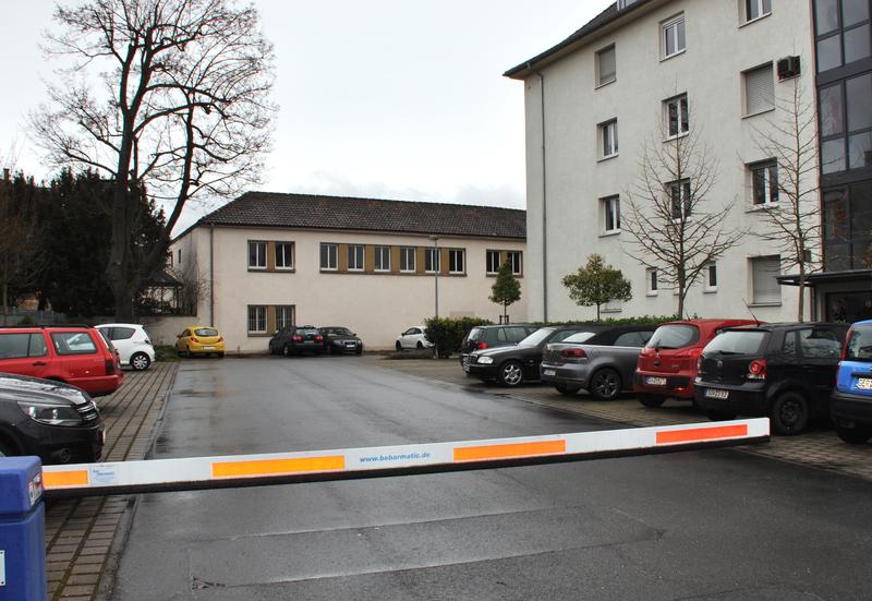 Die Stadt Landau &ouml;ffnet den Parkplatz am st&auml;dtischen Geb&auml;ude Friedrich-Ebert-Stra&szlig;e 3 k&uuml;nftig an Samstagen f&uuml;r Besucherinnen und Besucher der Innenstadt.
