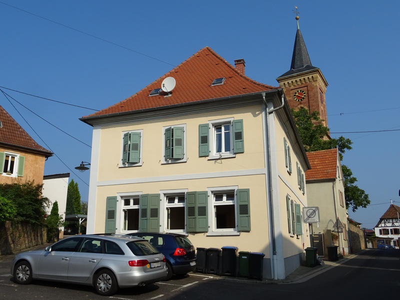 In der alten Schule in Nu&szlig;dorf soll k&uuml;nftig ein neuer Dorfladen zu finden sein - auch ein toller Erfolg f&uuml;r das Modellprojekt &raquo;Kommune der Zukunft&laquo; in den Landauer Stadtd&ouml;rfern. 
