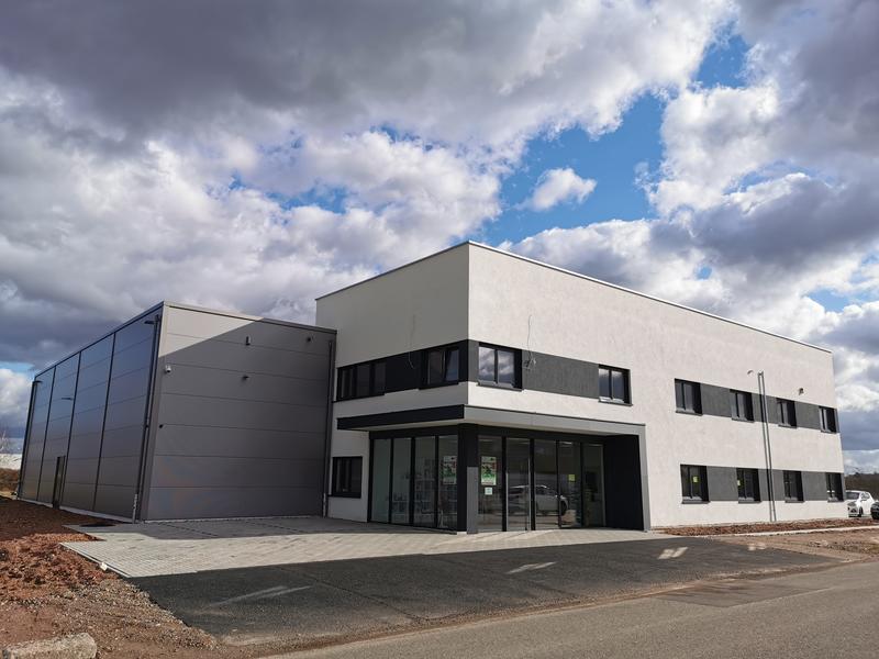 Neues Quartier in bester Lage: Der Firmensitz des SHG Diabetes-Versandhauses in der Paul-von-Denis-Stra&szlig;e.