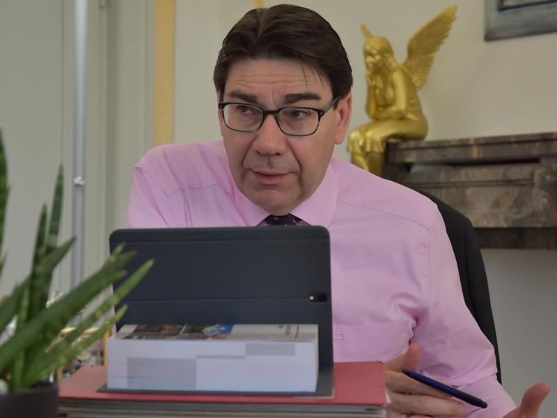 Landaus OB Hirsch beim digitalen Meeting mit den Wirtschaftsjunioren S&uuml;dpfalz.