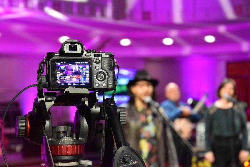 Rund zwei Monate lang streamten die st&auml;dtische Kulturabteilung und die Stadtholding Landau in der Pfalz GmbH Livemusik aus der Jugendstil-Festhalle in die heimischen Wohnzimmer. 