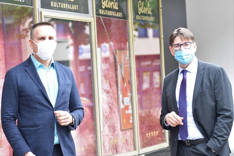 OB Thomas Hirsch (r.) traf sich jetzt zum Austausch mit Gloria-Inhaber Peter Karl. 