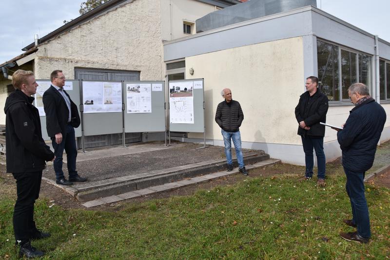 Im Landauer Stadtdorf Nu&szlig;dorf wurden jetzt die Pl&auml;ne f&uuml;r ein neues Vereins- und Gemeinschaftshaus vorgestellt. 