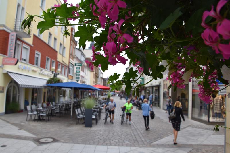 Auch die Innenst&auml;dte in den rheinland-pf&auml;lzischen Mittelst&auml;dten, wie hier in Landau in Vor-Lockdown-Zeiten, m&uuml;ssen finazielle Unterst&uuml;tzung erfahren. 