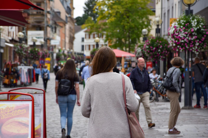 Wann kann der Einzelhandel in Landau wieder ohne Termin und Test &ouml;ffnen? 