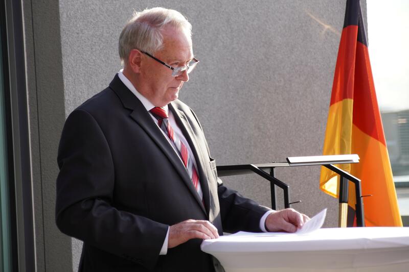 F&uuml;r sein Engagement im sozialen Bereich wurde Udo Vogel jetzt mit dem Bundesverdienstkreuz ausgezeichnet.