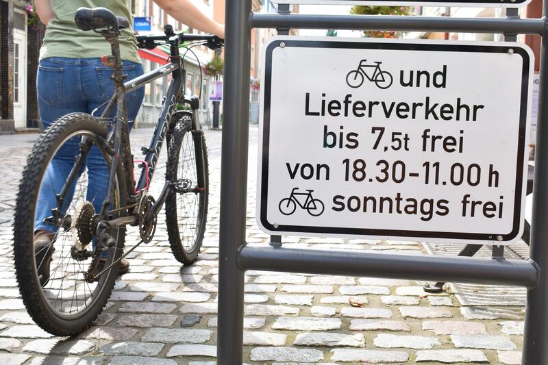 Das gilt seit wenigen Monaten in der Landauer Fu&szlig;g&auml;ngerzone.