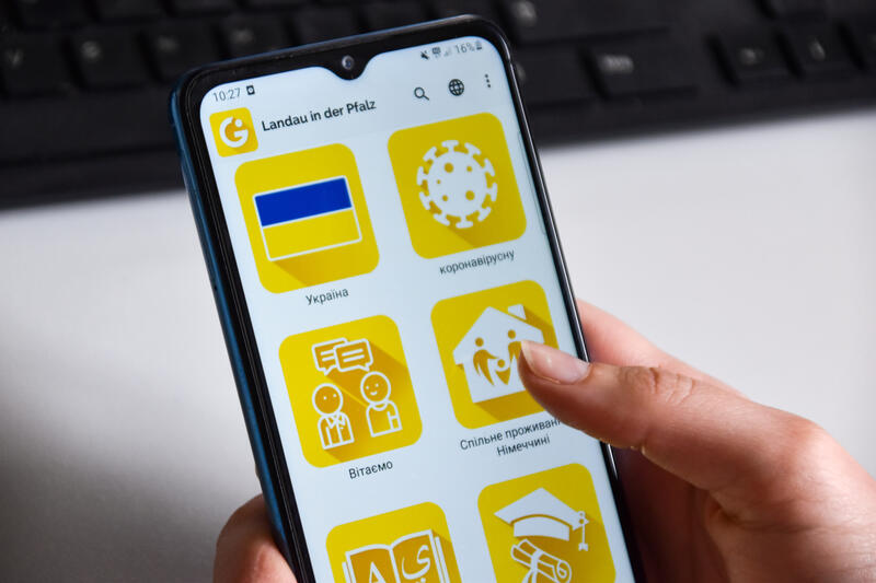 Die Informationen der Integreat-App sind f&uuml;r Landau jetzt auch in ukrainischer Sprache erh&auml;ltlich. 