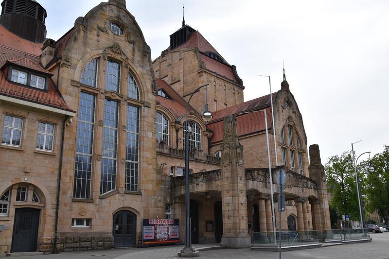 In der Jugendstil-Festhalle findet am Dienstag, 31. Mai, die Anh&ouml;rung zum Thema Geothermie in Landau statt. 